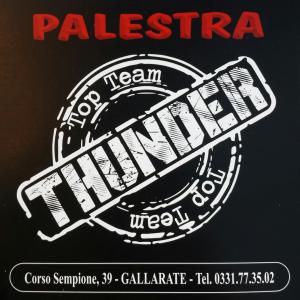 Logo di Thunder Top Team, club presente tra le palestre ed i centri sportivi associati a Speffy